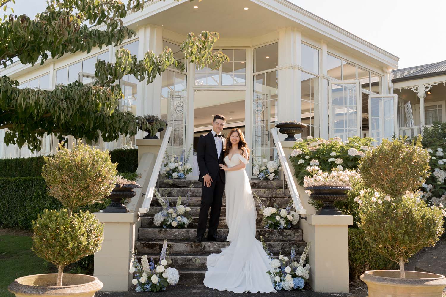 Elegant Outdoor Wedding at Hedges Estate